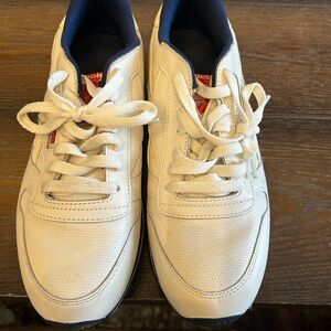 Reebok Classic Men's White Sneakers with Navy Collar